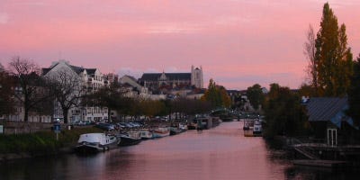 Coches de alquiler en Nantes